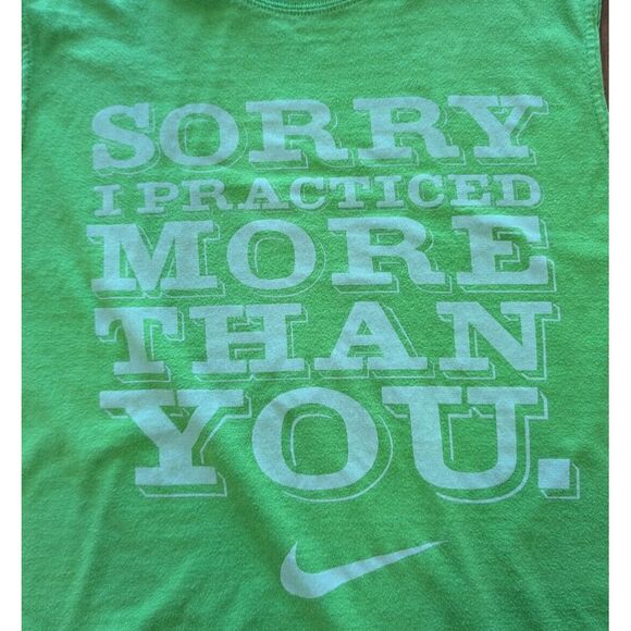 Boys Nike Sorry I Practiced More Than You Black T-Shirt sz‎ M Green - Picture 3 of 4